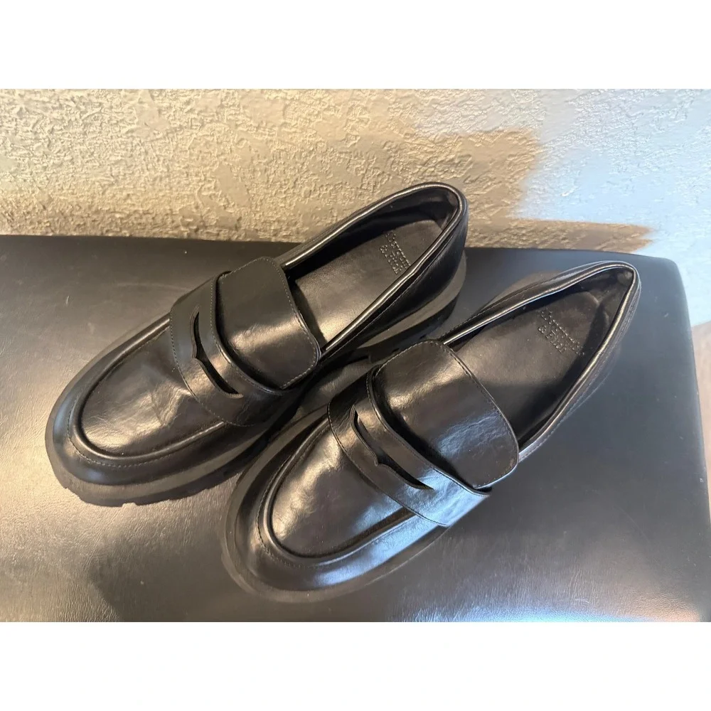 Abercrombie & Fitch Womens Black Lug‎ Sole Penny Loafers Chunky Platform Size 7